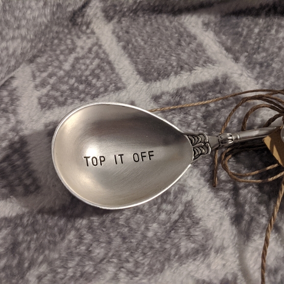 Serving spoon by mud pie - top it off - Picture 3 of 6